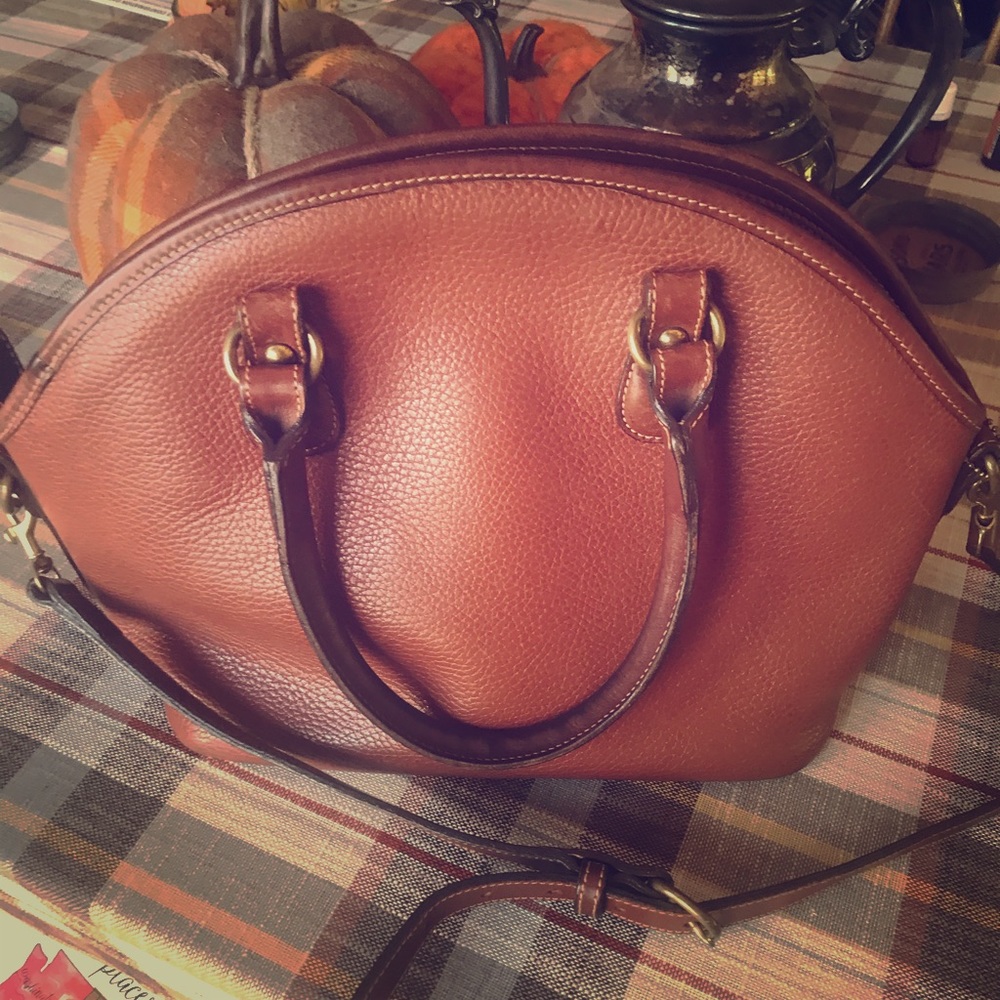 Coach brown leather shoulder bag